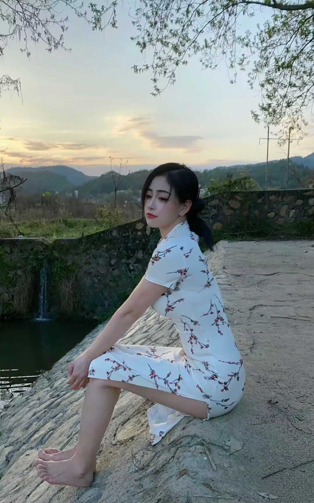 雨花区性感美女瓶儿