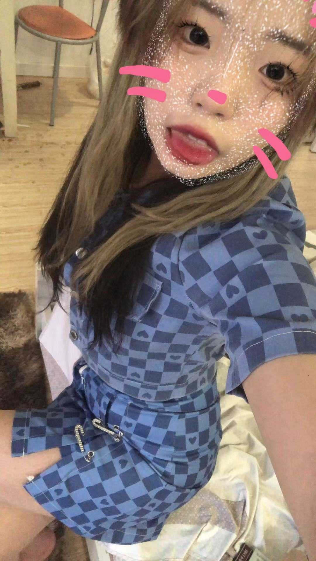 苏州的小哥哥想约的可以联系我