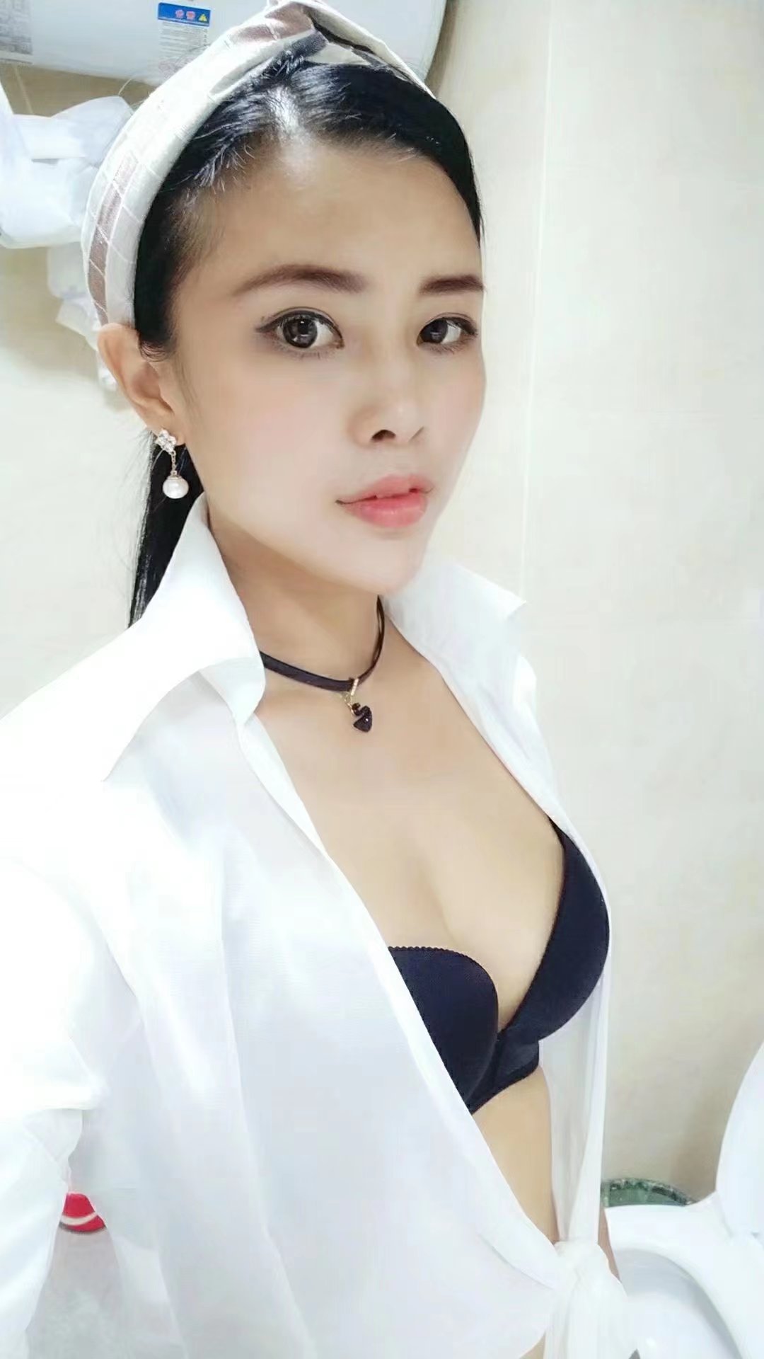 钟楼 she~吻御姐疯狂冲刺