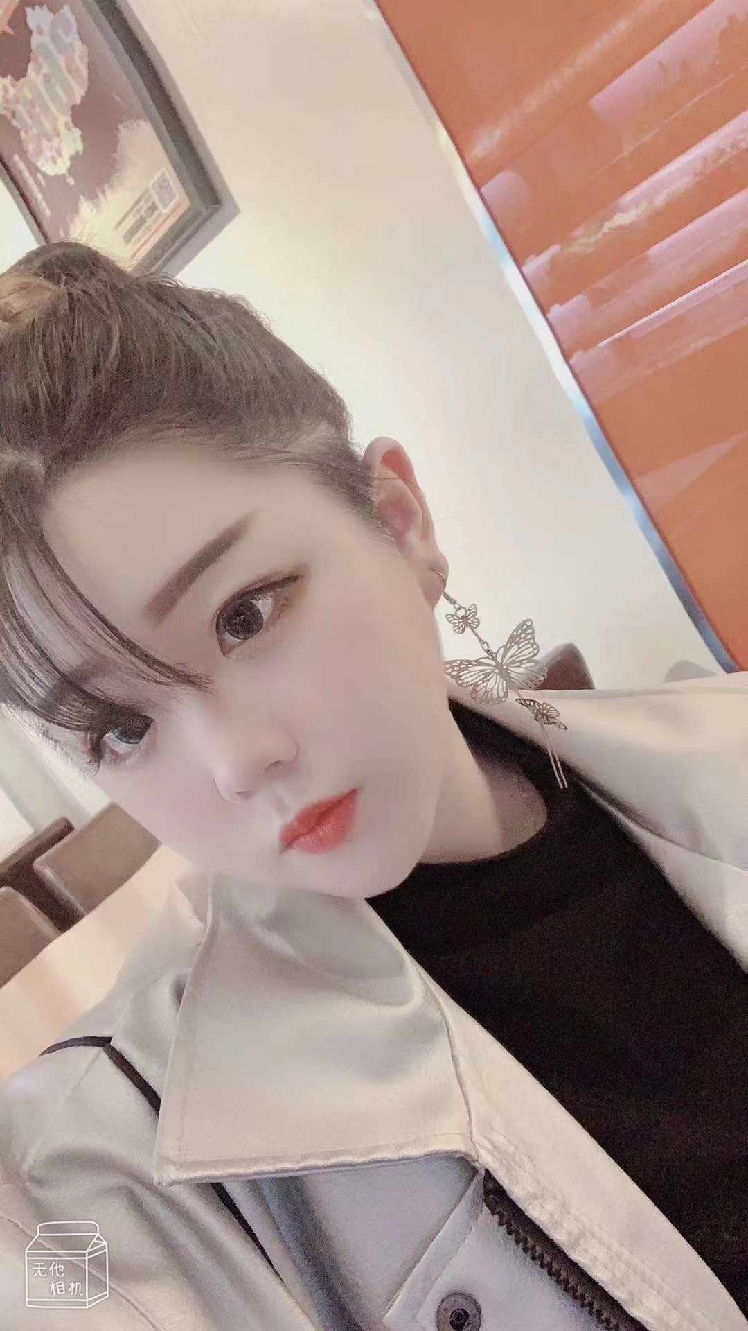 生活所迫，小妹自己做的，服务到位，哥哥多来