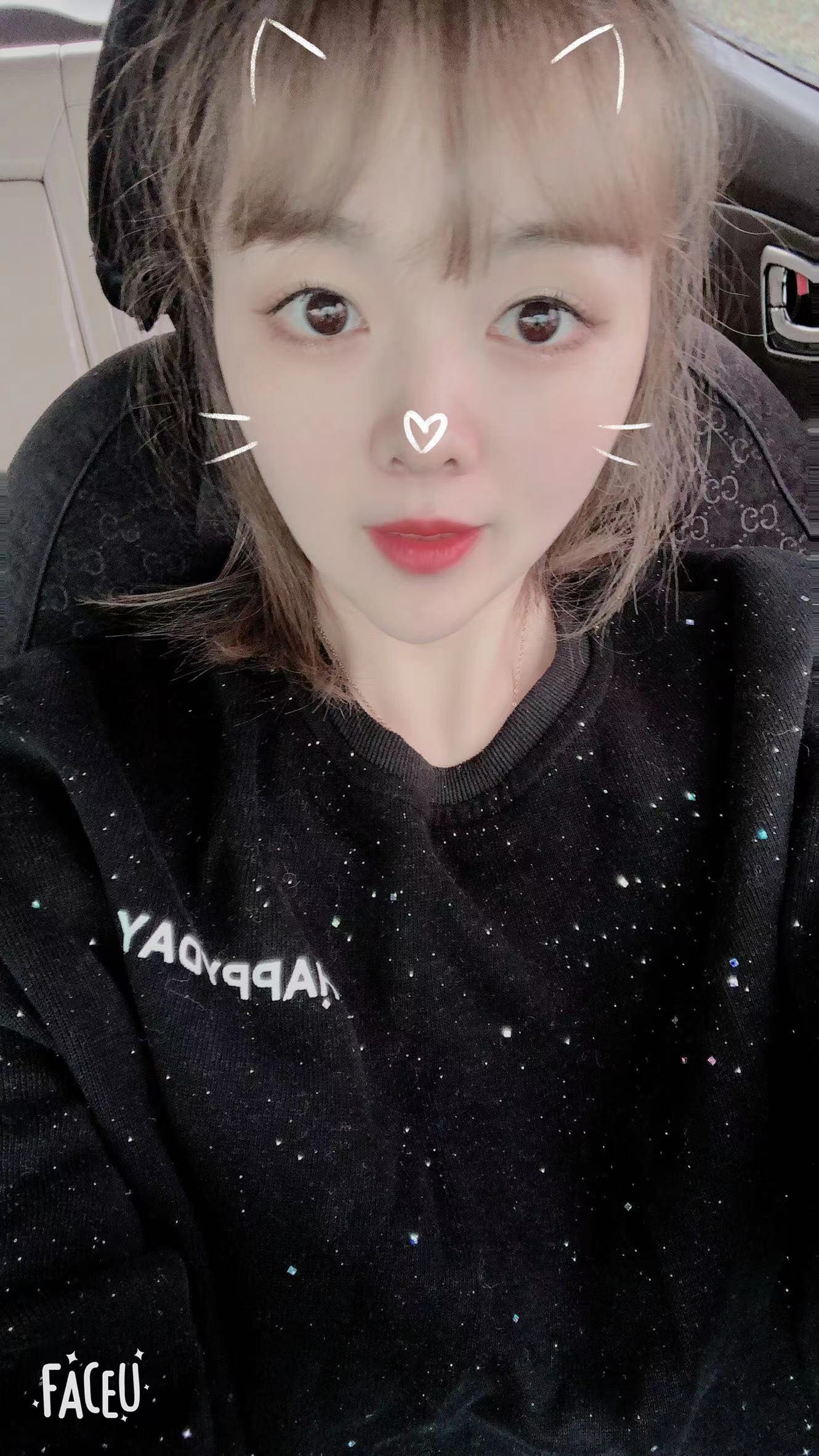 刚下海的大奶子少妇