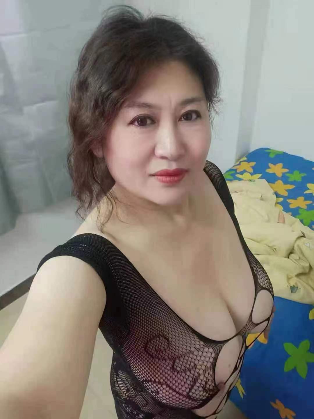 大奶泄火熟女不错
