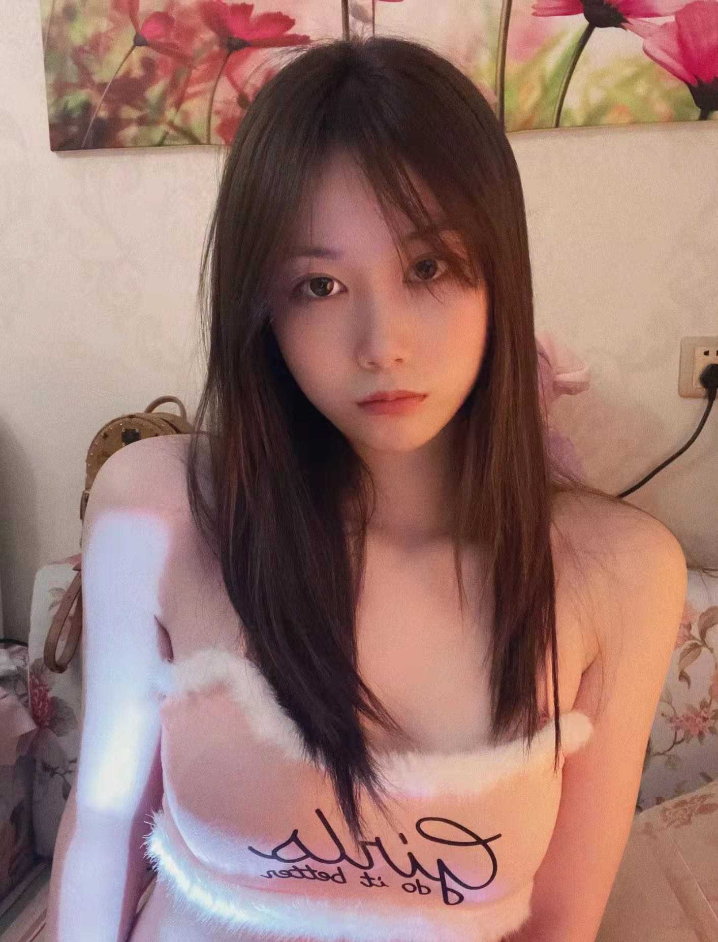 龙华性感美腿妹妹