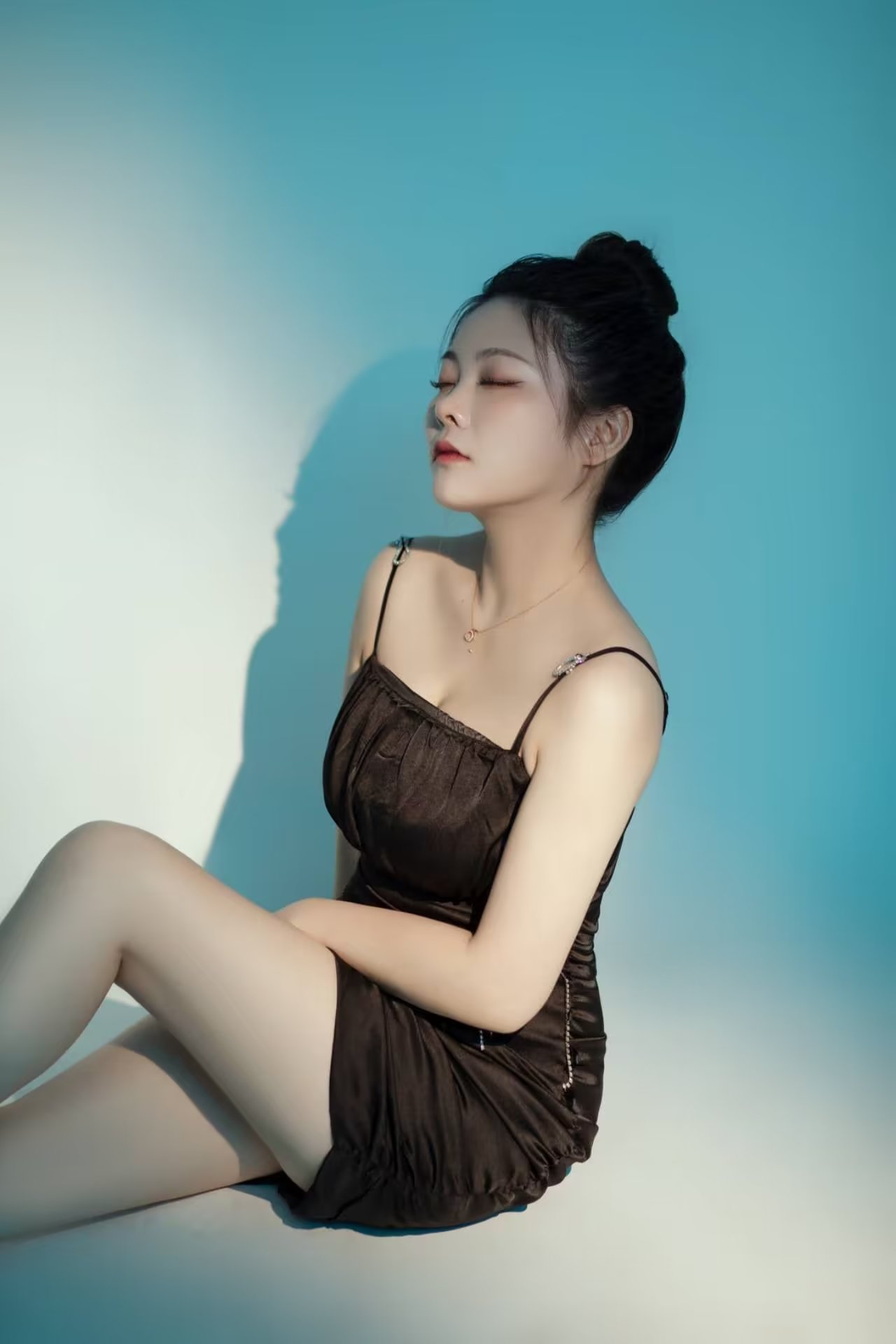 清纯玉女让你体验少女的感觉