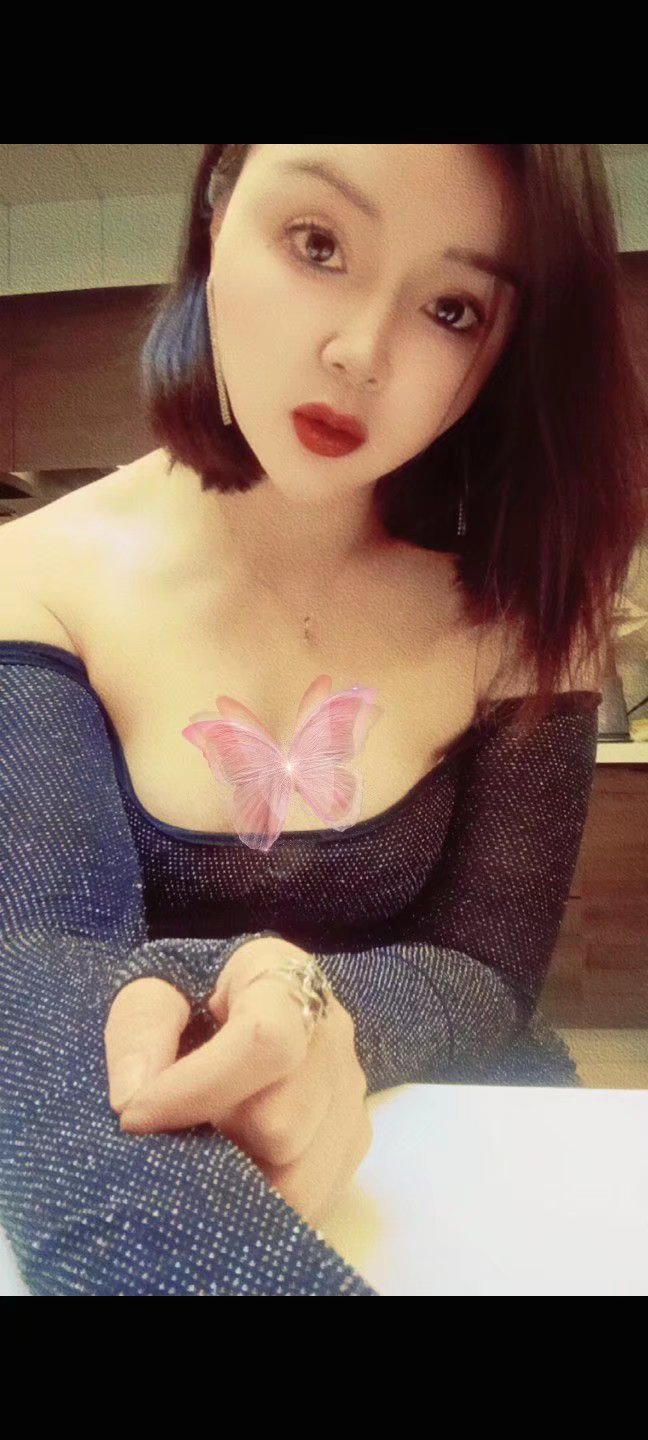 分享南岗区一个长相还可以的妹妹