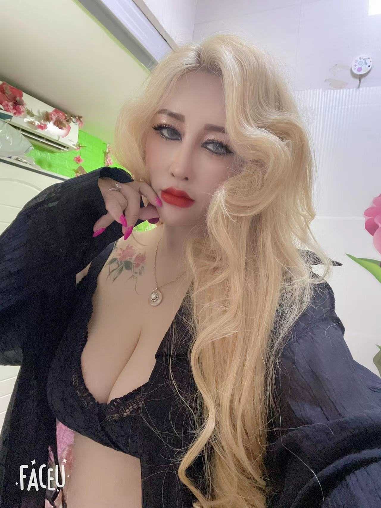 姑苏性感大奶sao妇