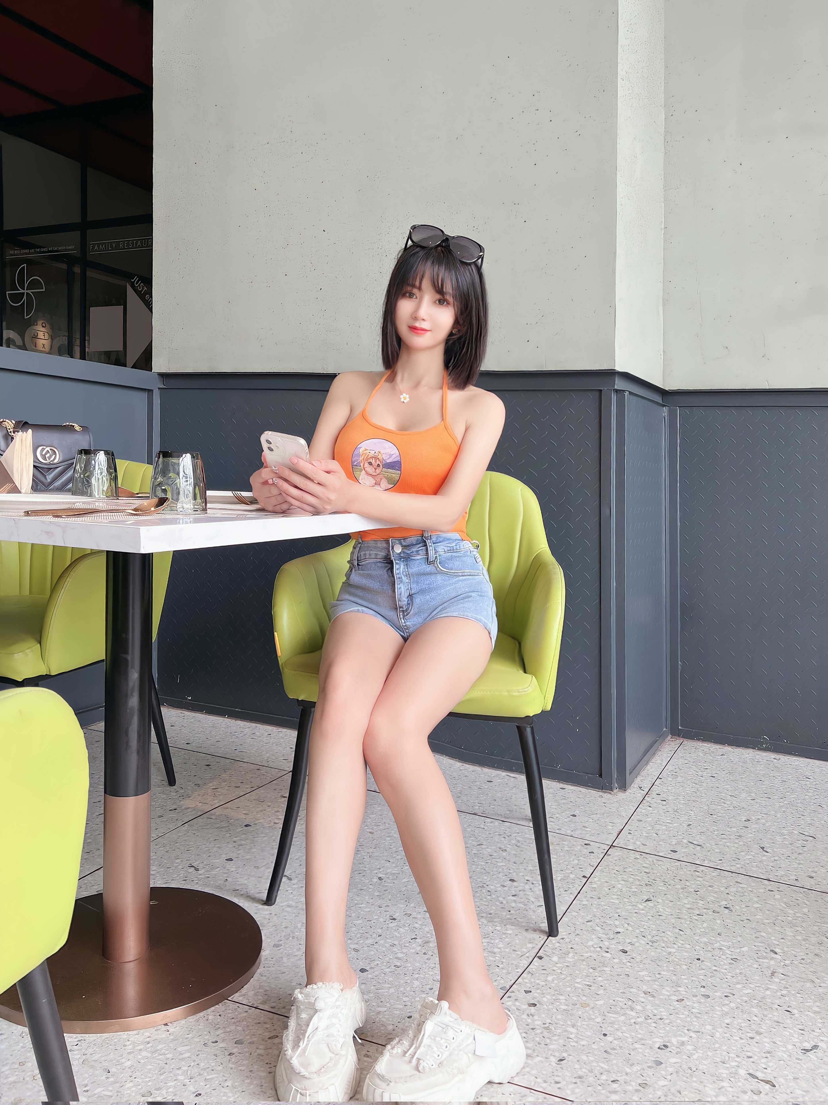 姑苏肤白性感知性妹妹