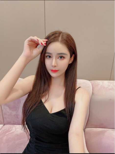 气质小妹妹，身高170，胸大腿长