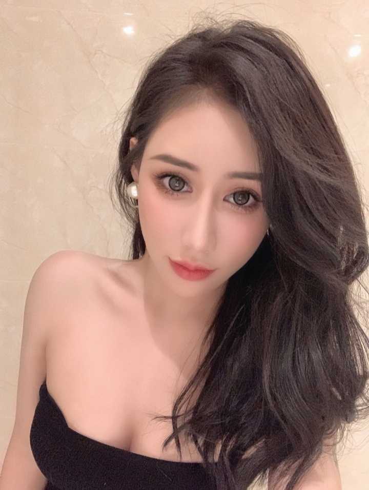 三点粉嫩，Sao气十足，水多