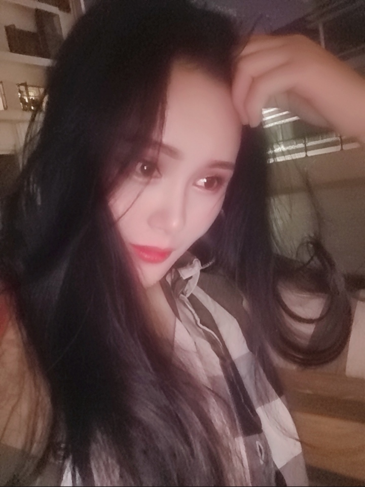 服务好，健谈，Sao，姿势随意