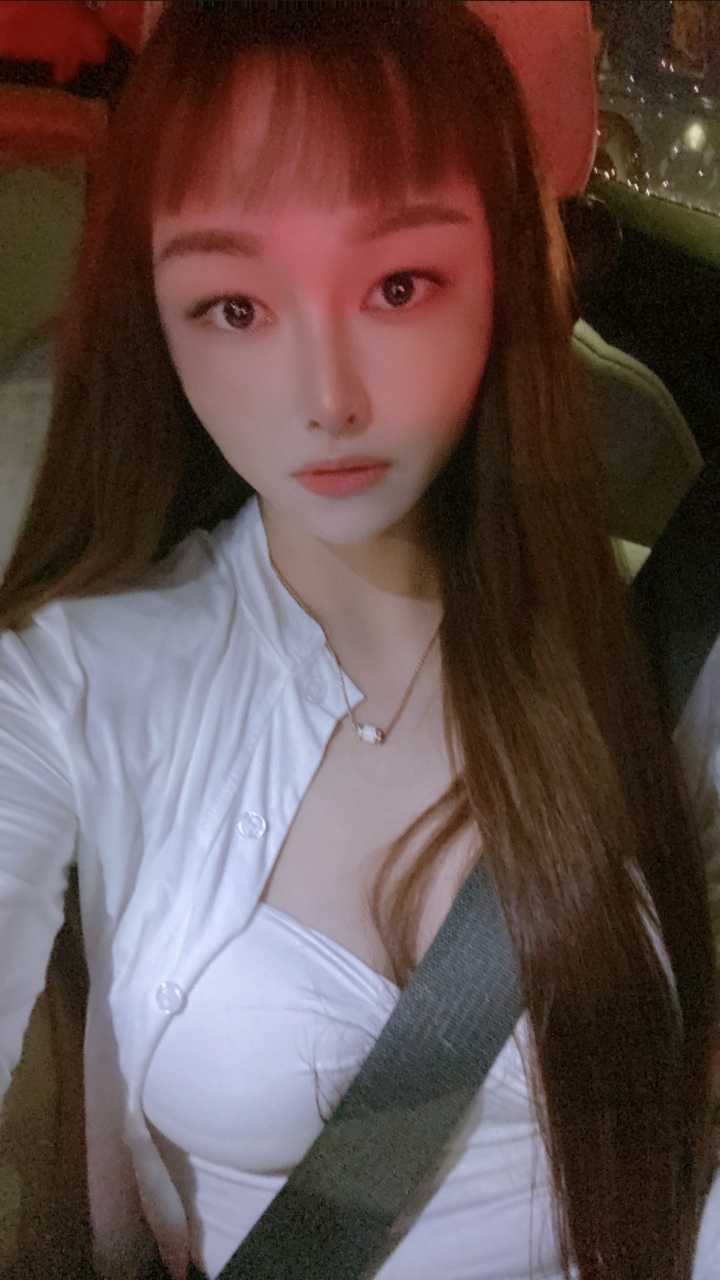 三点粉嫩，水多，奶子大