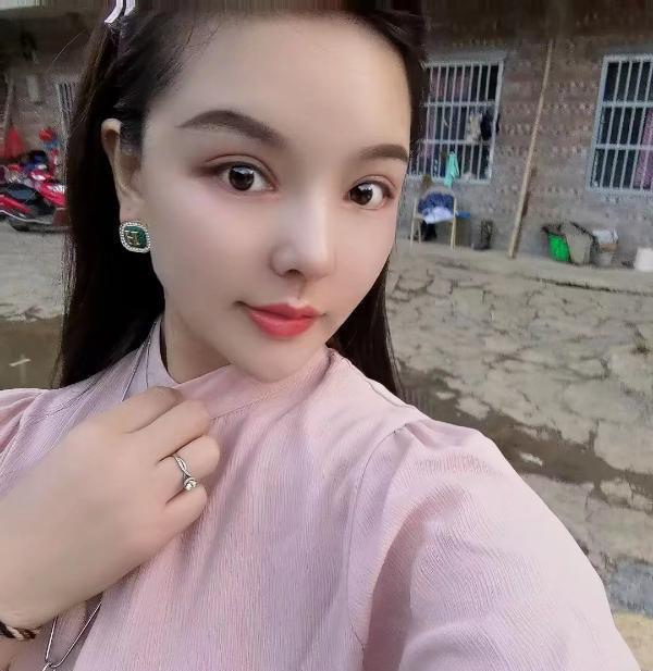 朝阳妹妹，会喷水，高潮得劲儿