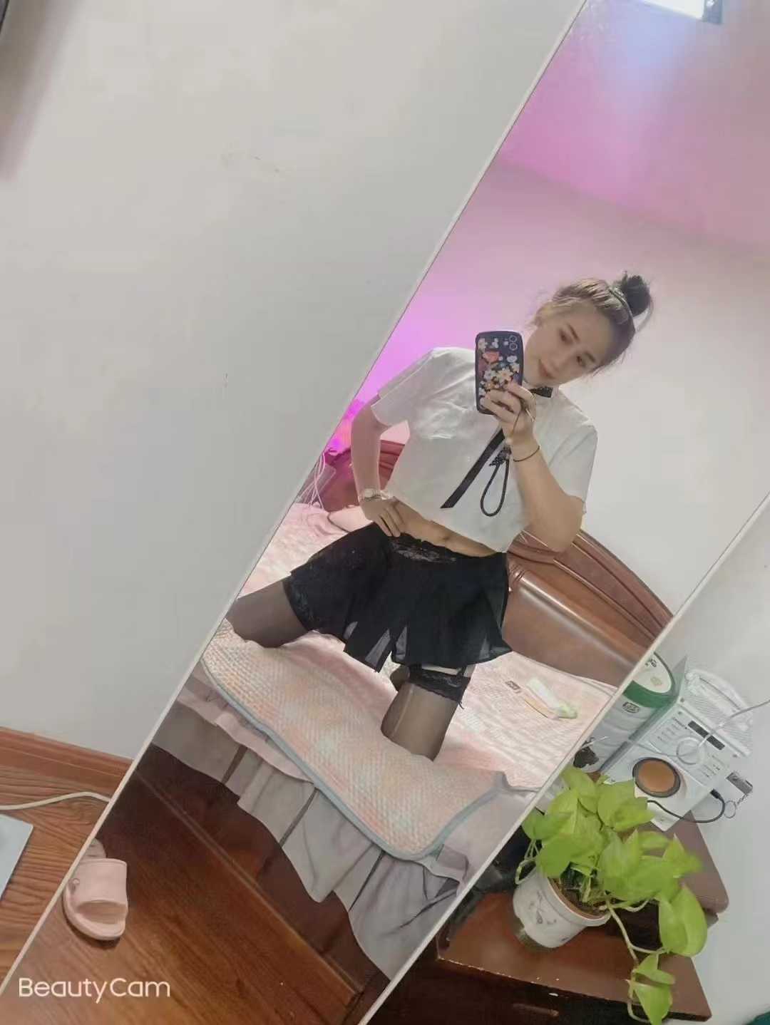 拱墅丝袜美腿草莓