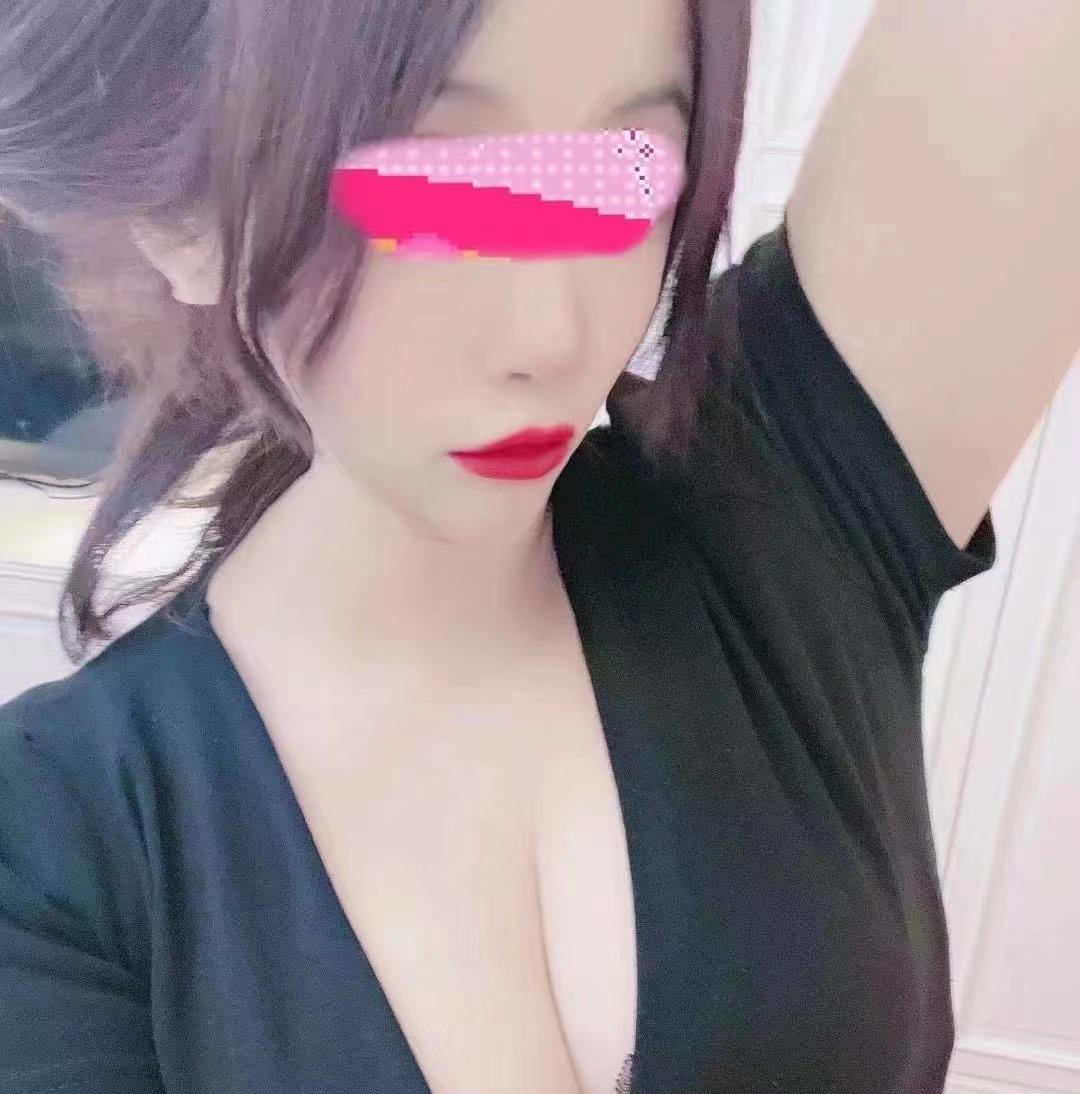 晨晨 胸超级舒服