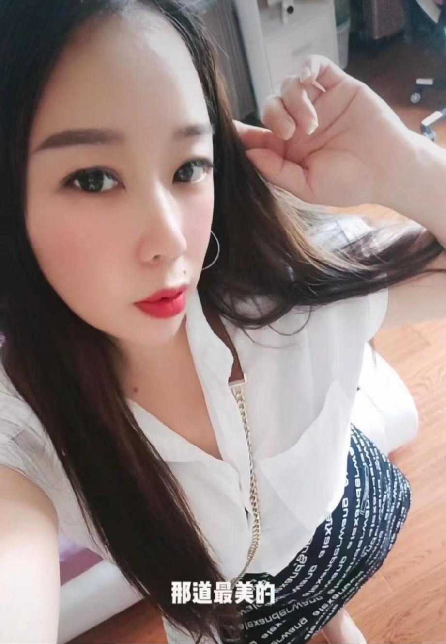 丰满胸大极品少妇