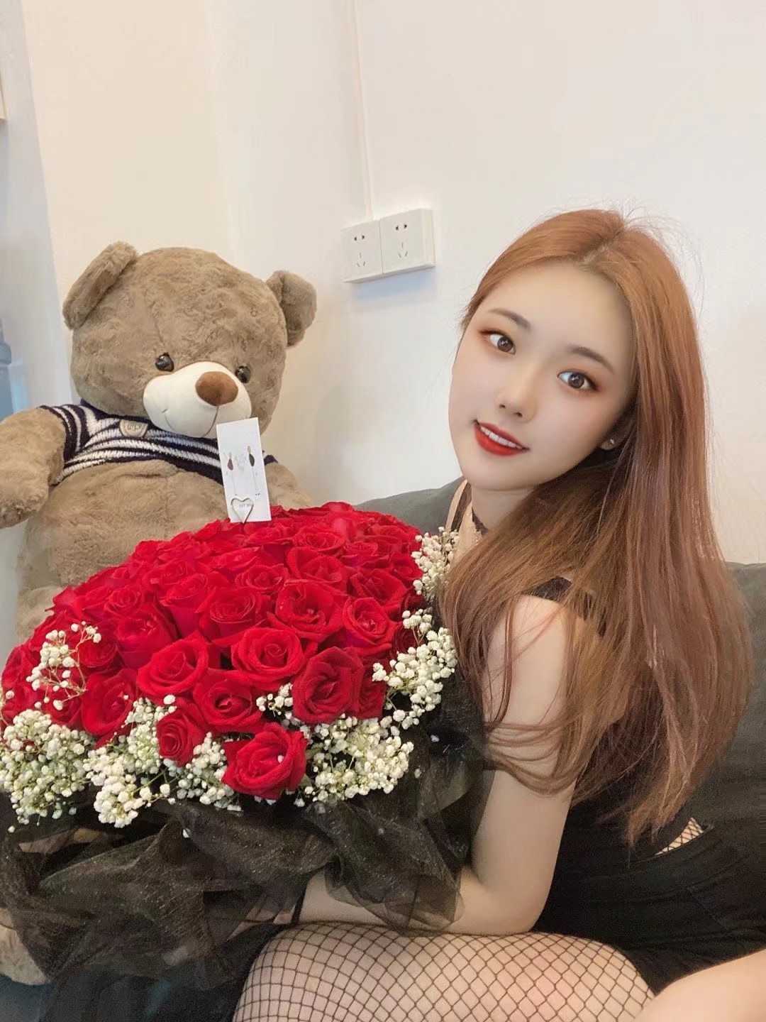 年轻妹子，喜欢