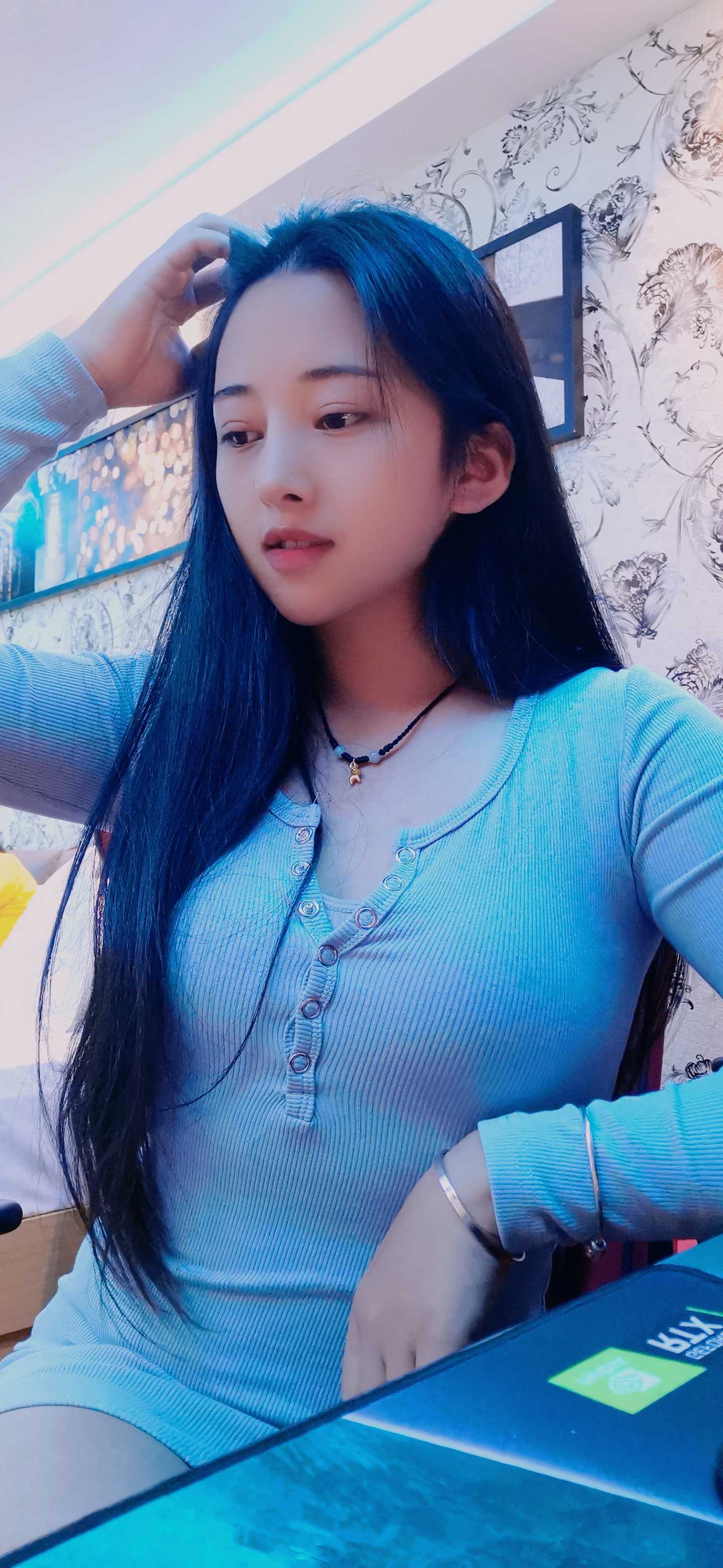 新到的重庆兼职妹子