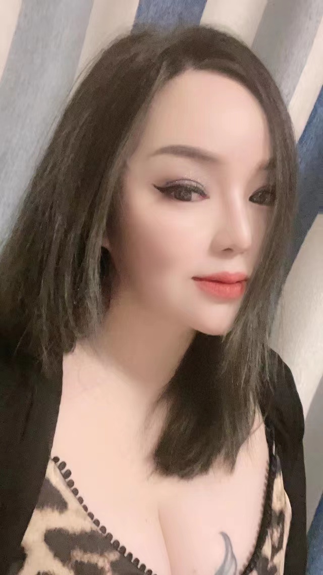 三通大胸玩具女