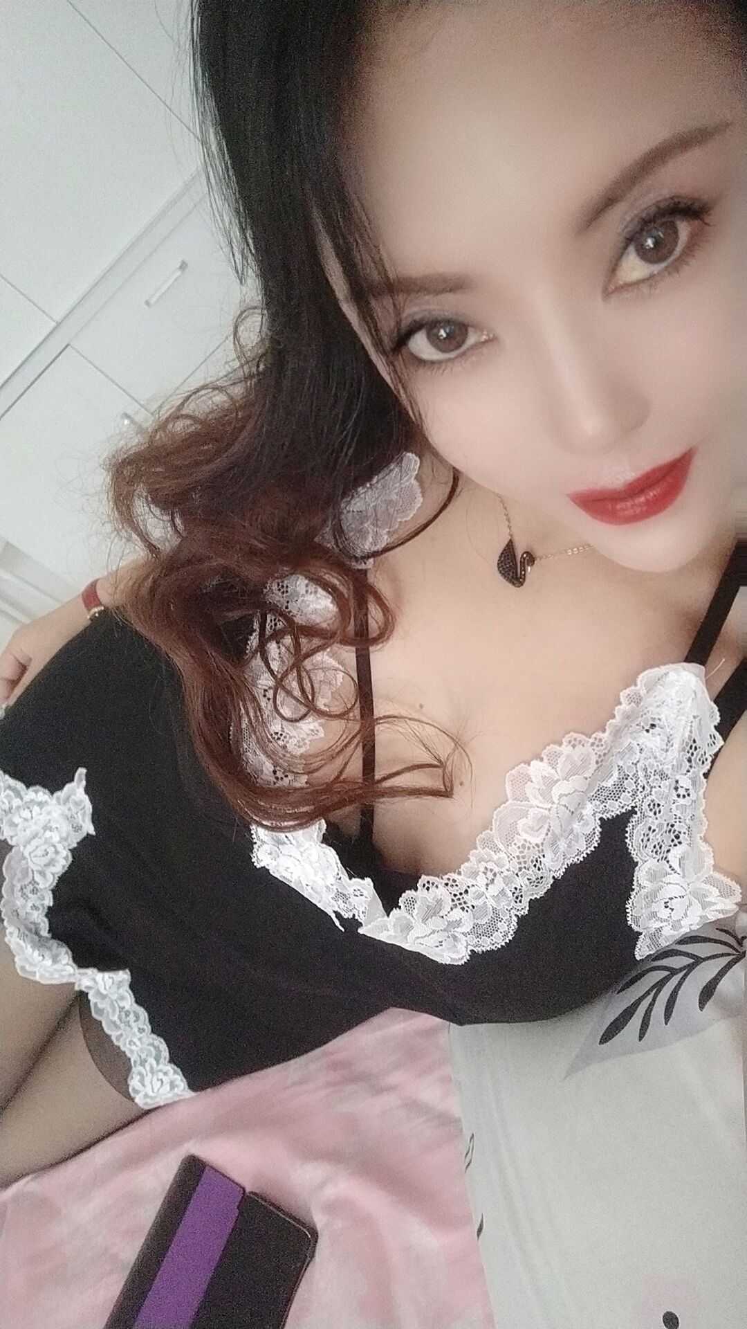 南京妩媚的花仙子小姐姐