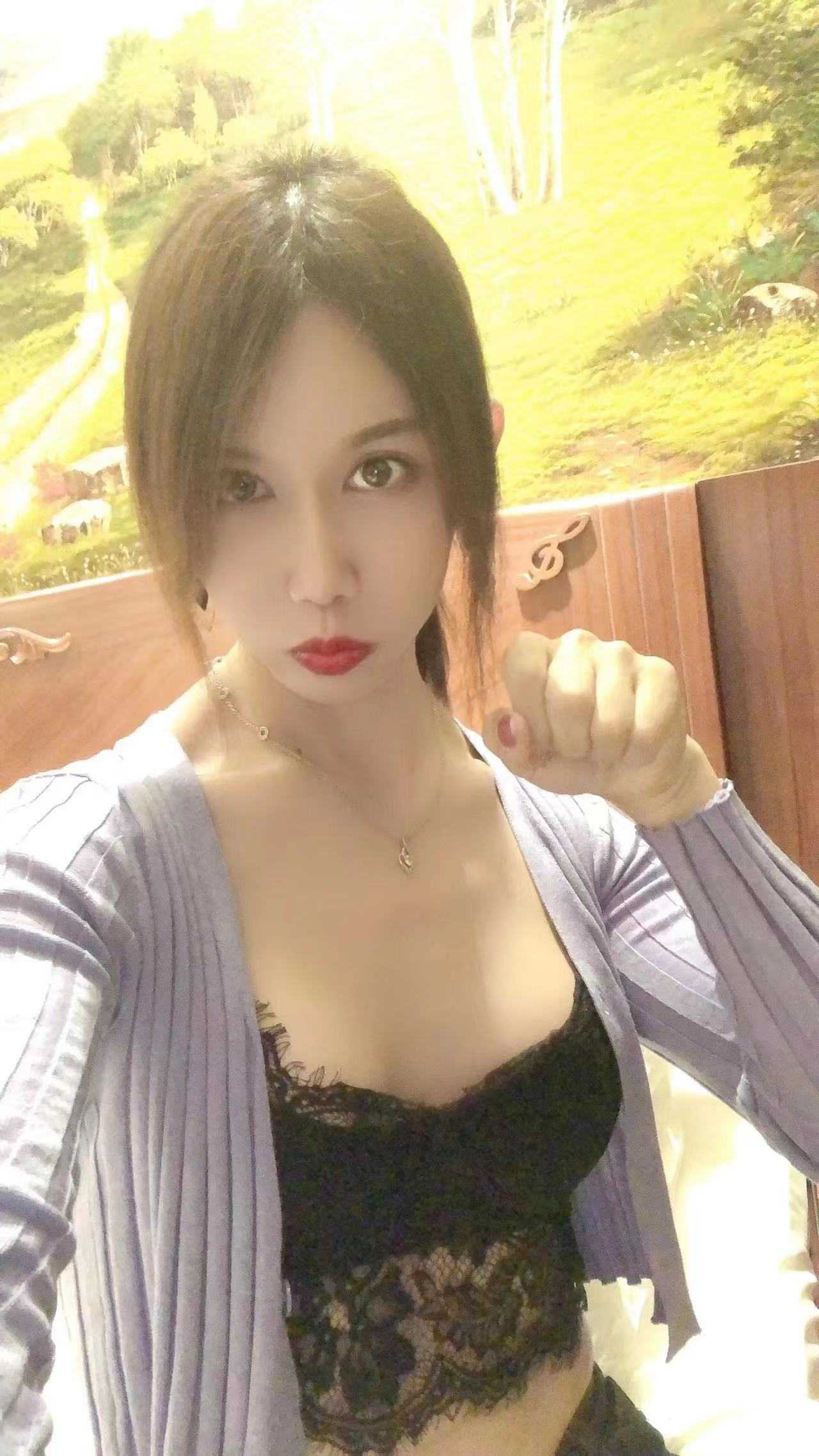 人美b嫩,值得返食