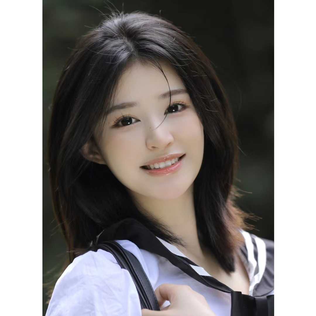 刚毕业大学生 自己聊自己做 有地方