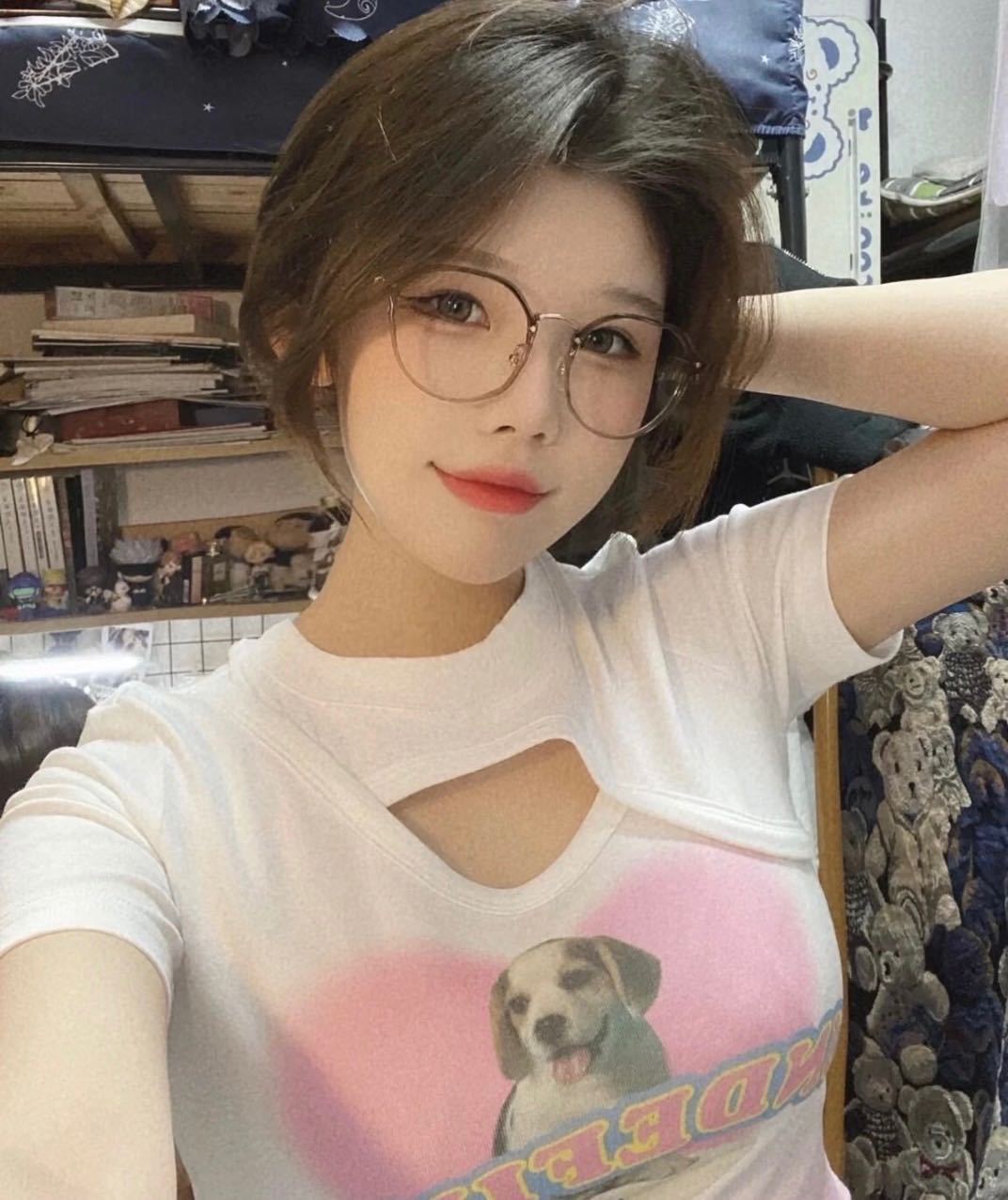 珠海拱北高端网红全裸kb会所