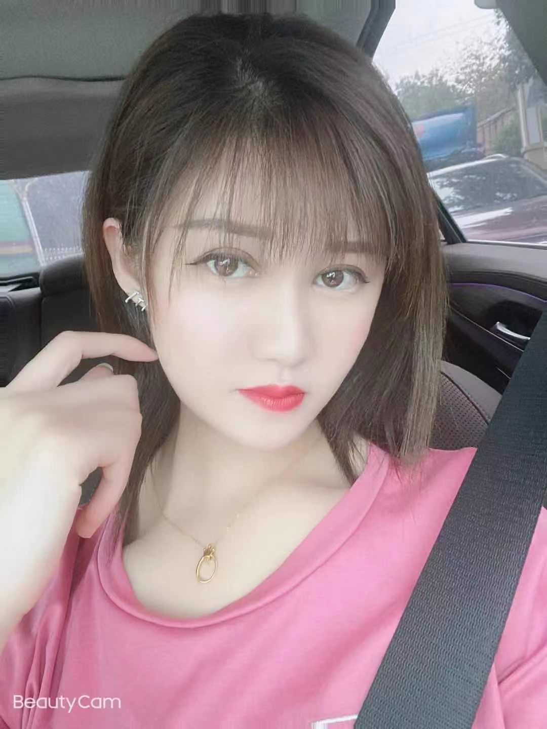 常平白嫩大波长腿妹