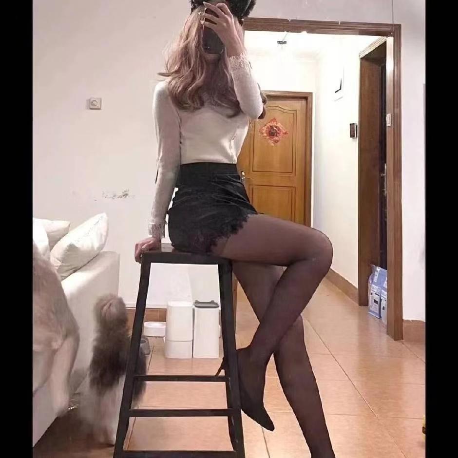 东区小区里的私密口b店