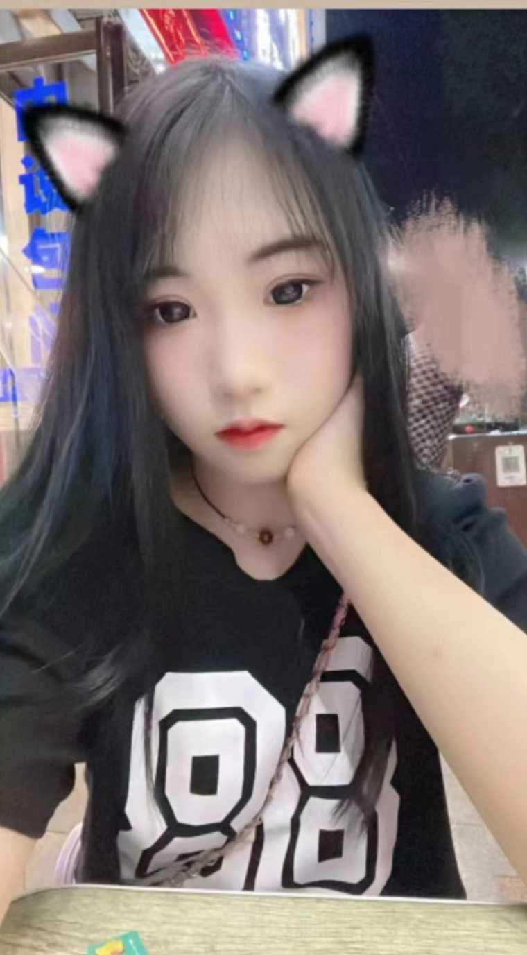 02年漂亮小姐姐