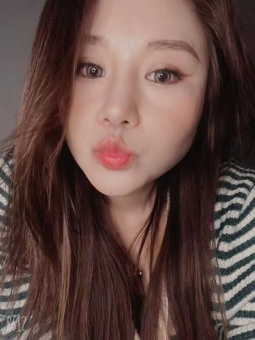 有点小丰满,反正不会失望。