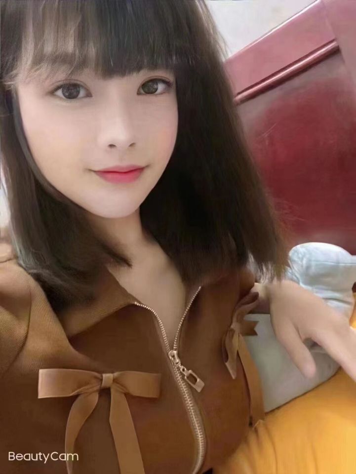 性价比不错的漂亮小姐姐