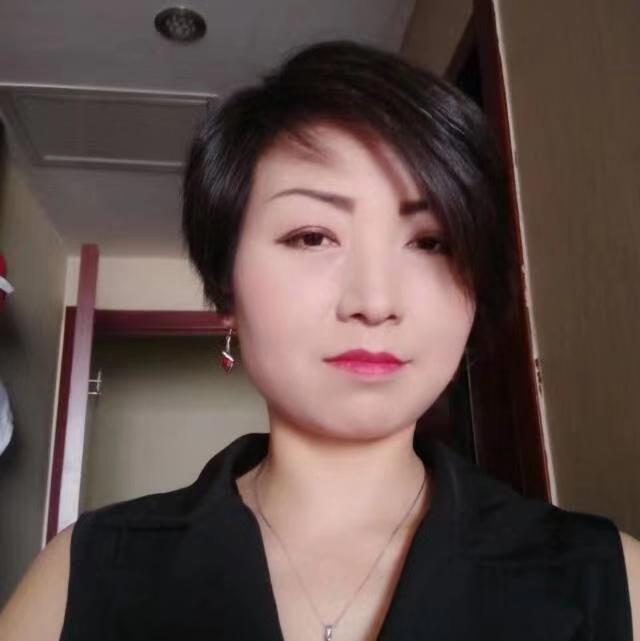 熟女短发小姐姐