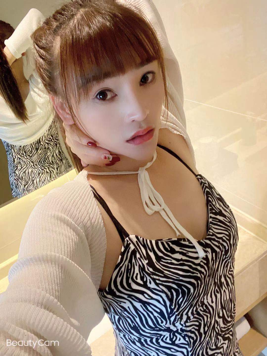 襄阳很nice极品身材火辣妹