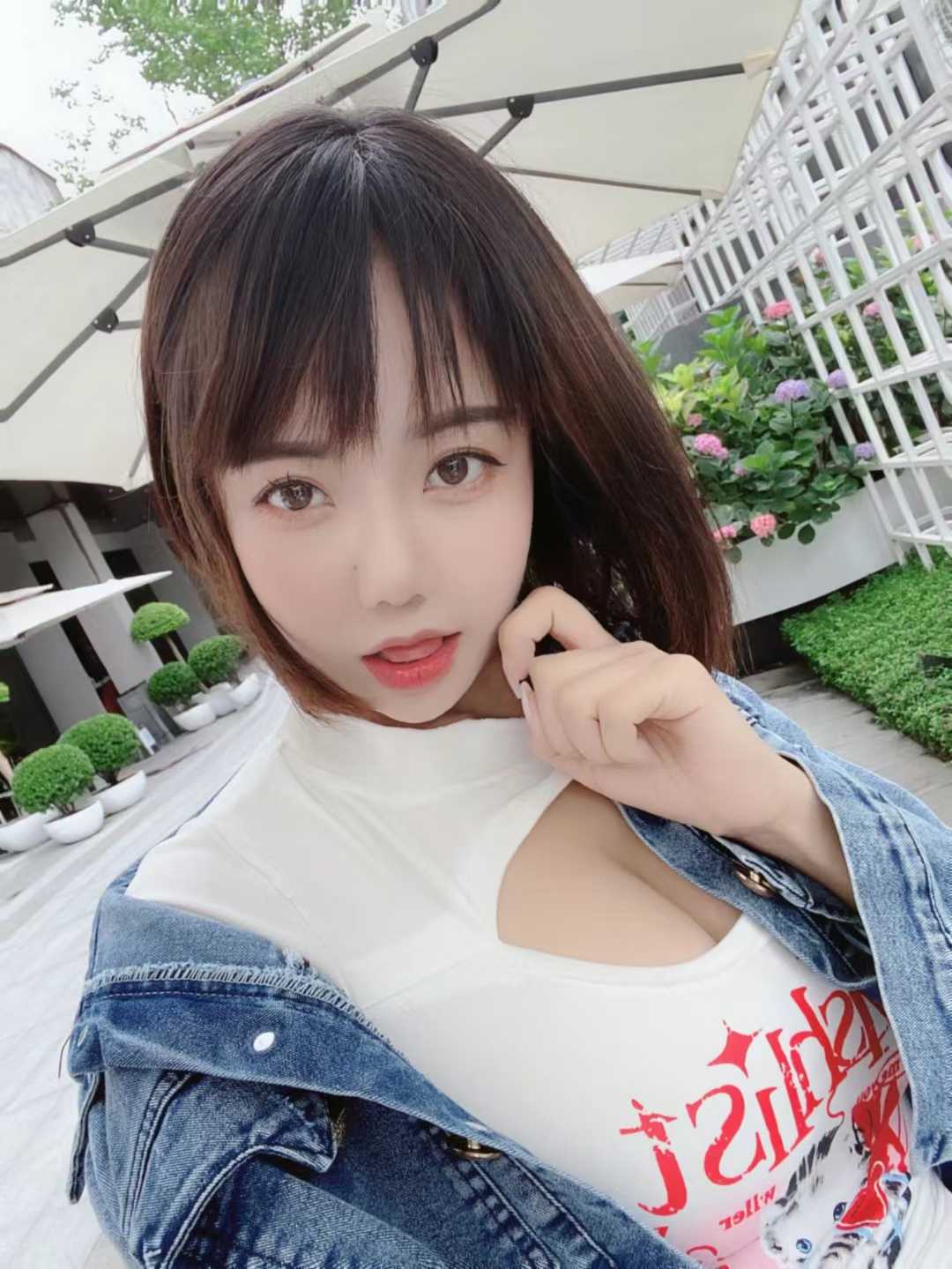 可以双飞的美女，姿势很多。qt服务