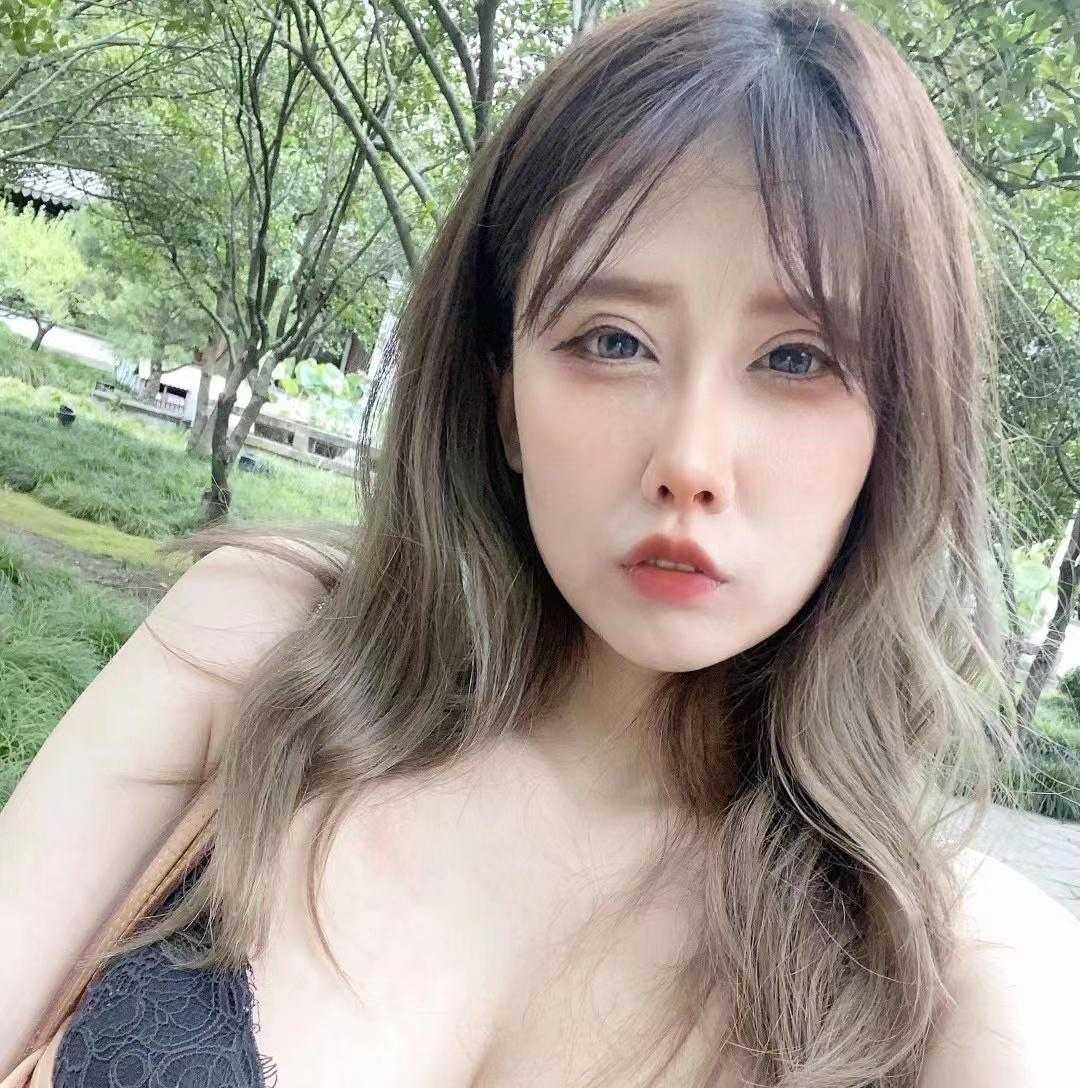 虹口sm母狗，最喜欢爸爸的肉棒