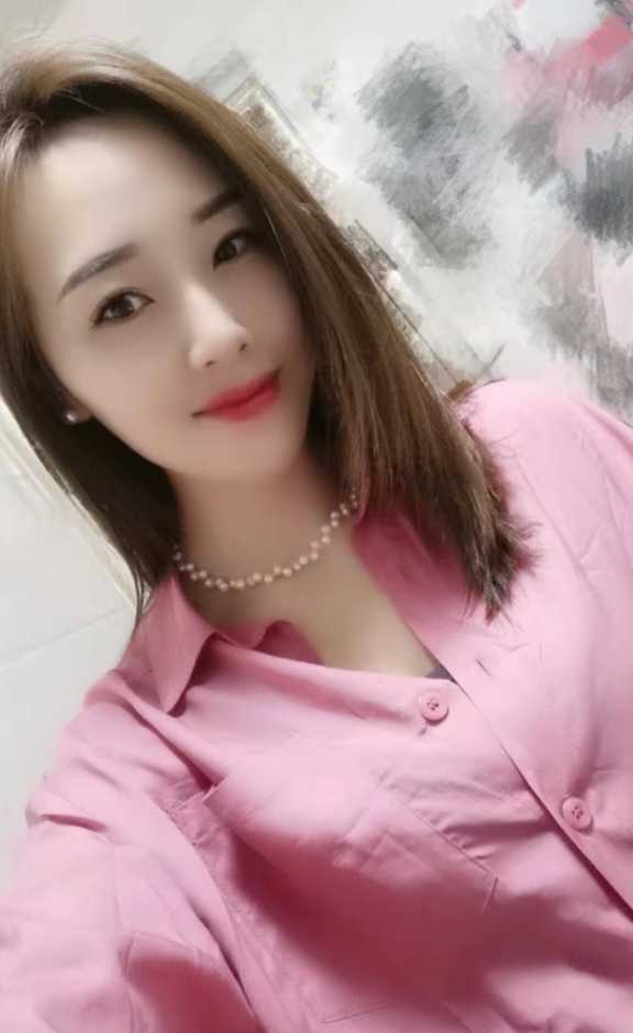 二七区大胸美女兼职