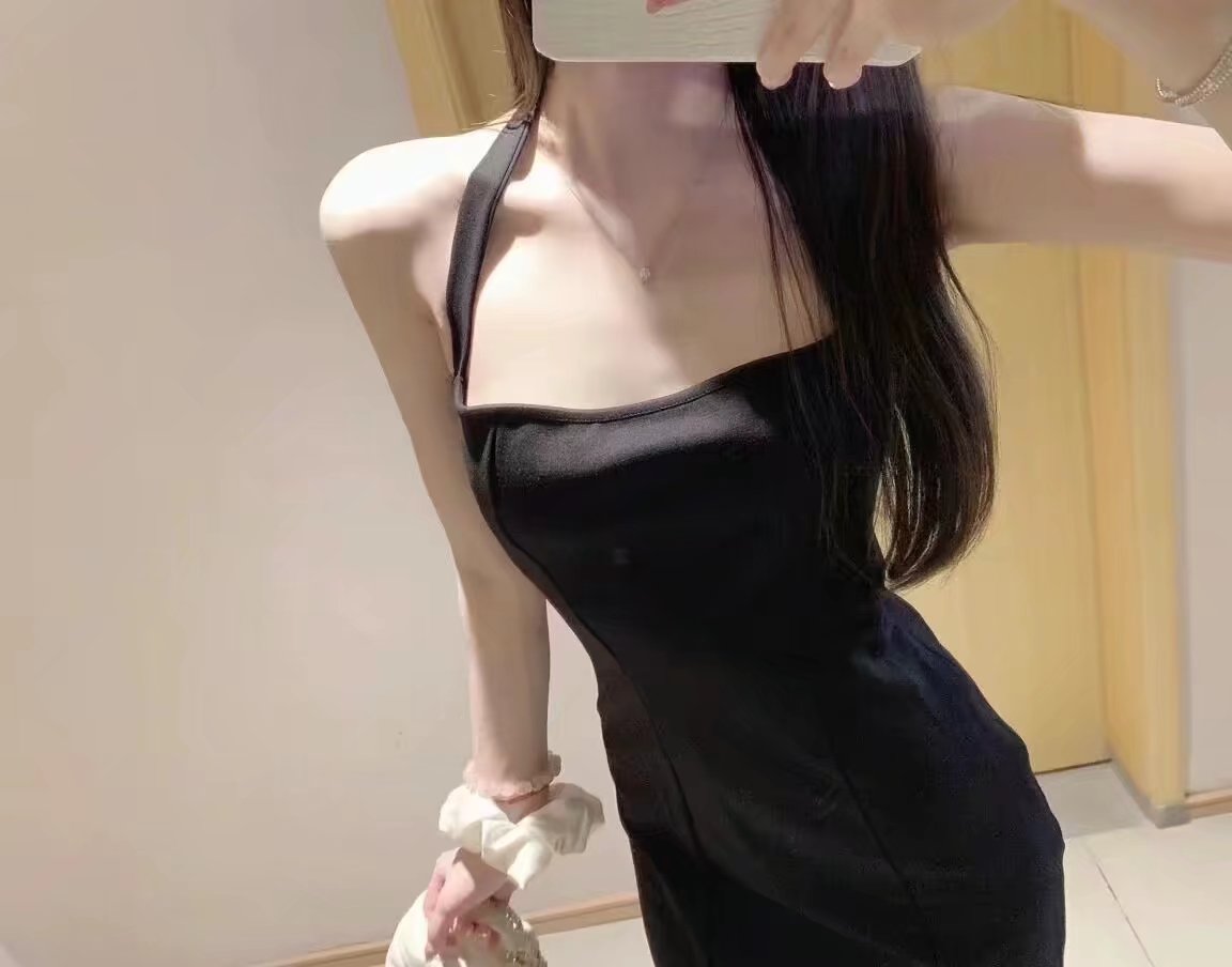 雨花会所年轻漂亮的美女