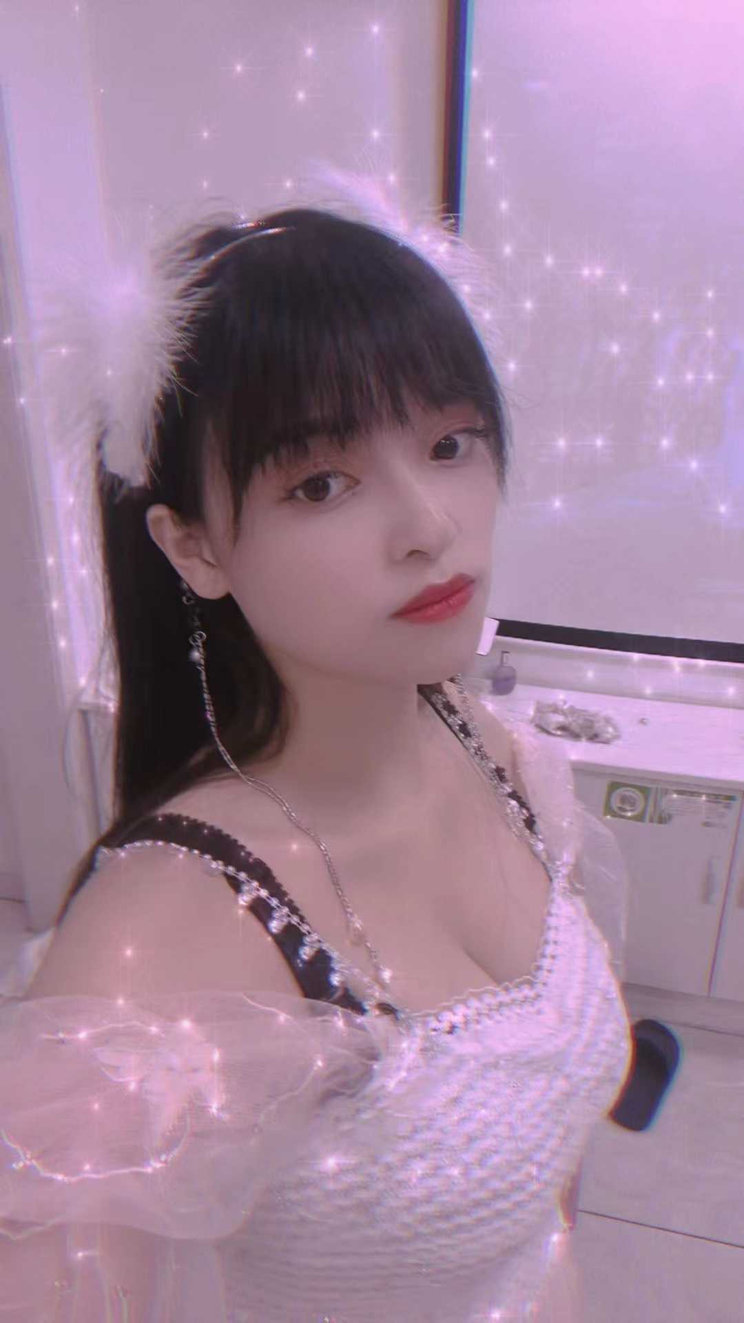 小巧兼职女可以内射