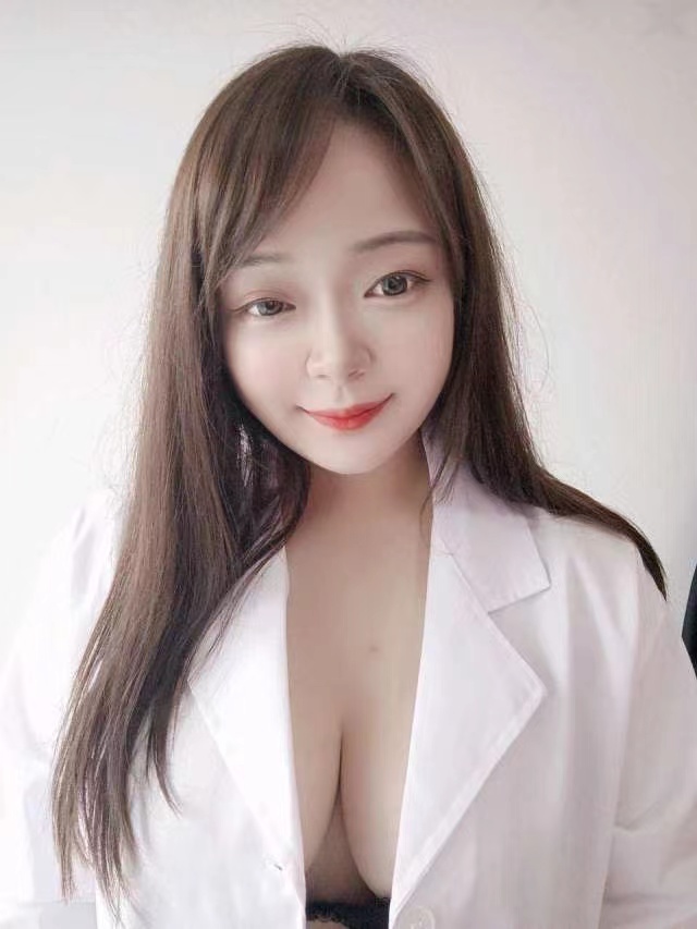 巨乳小妹妹