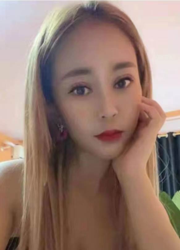 活好的金发小妹