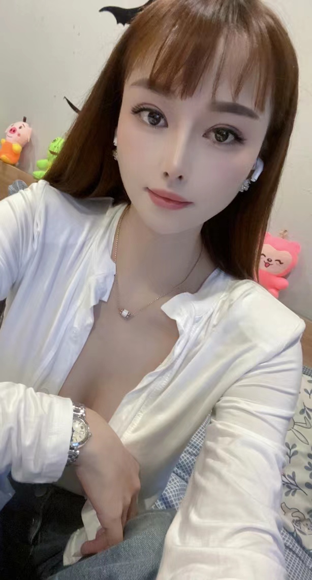 水多，温柔听话