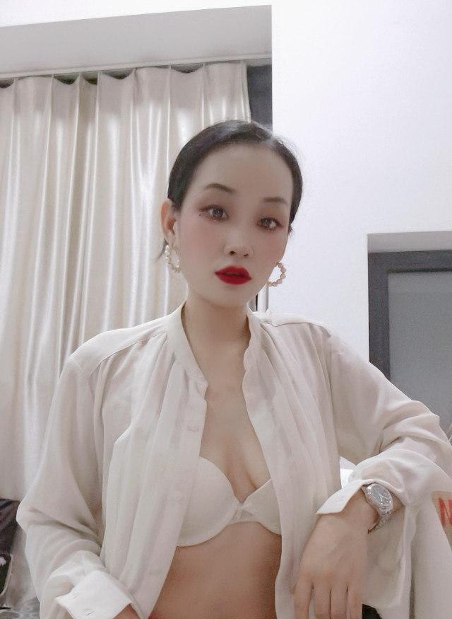 北京小美妞