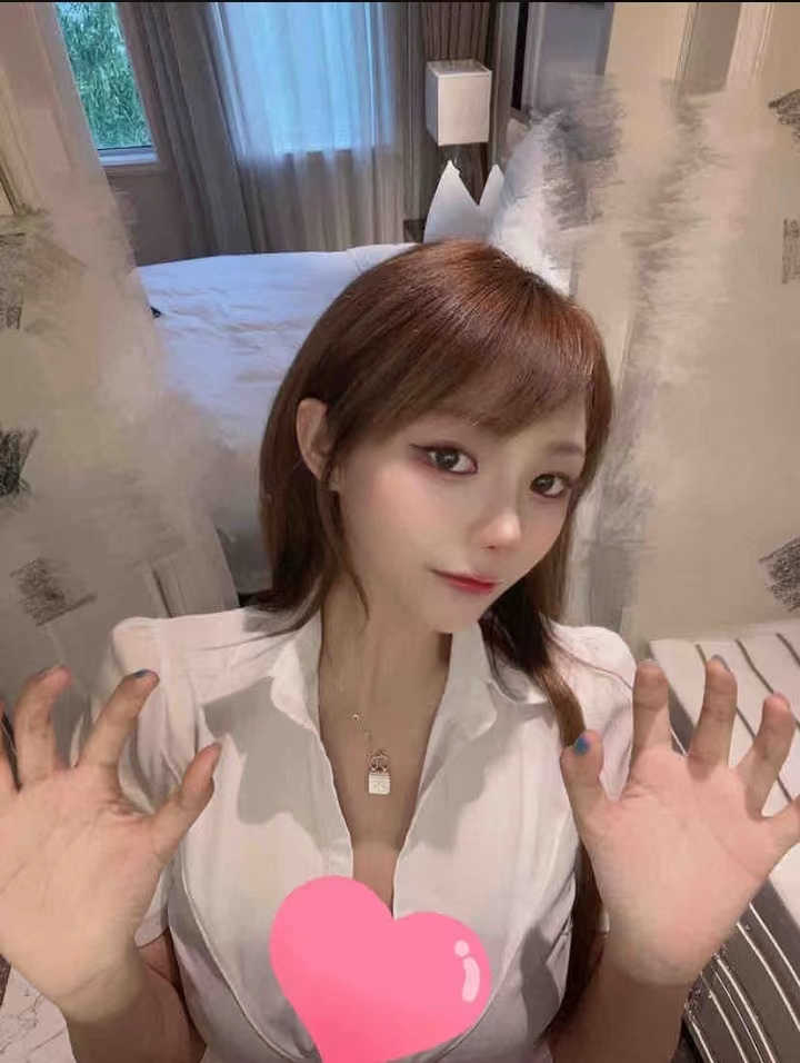 大波身材好龙宝宝