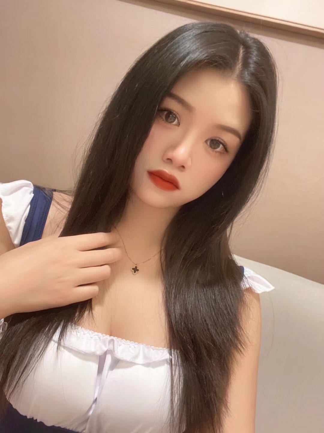 西山区高个大长腿身材好