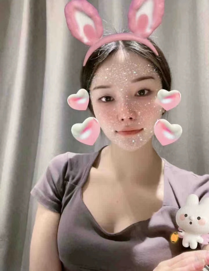 痴女的XT，勾人小眼神