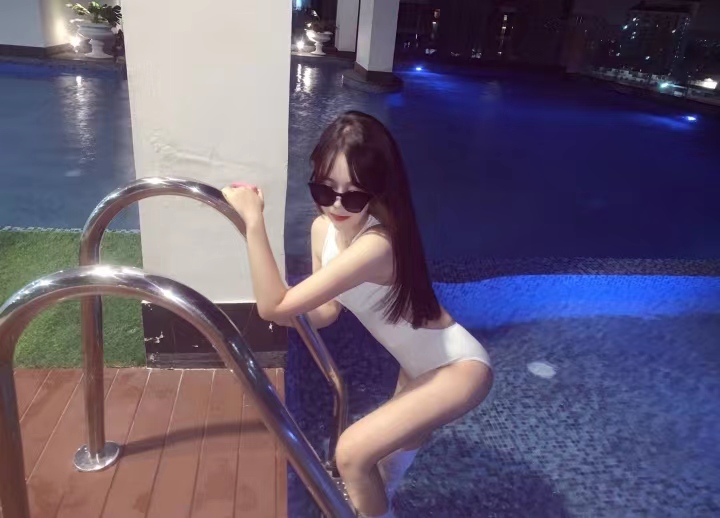 上海大胸小名媛