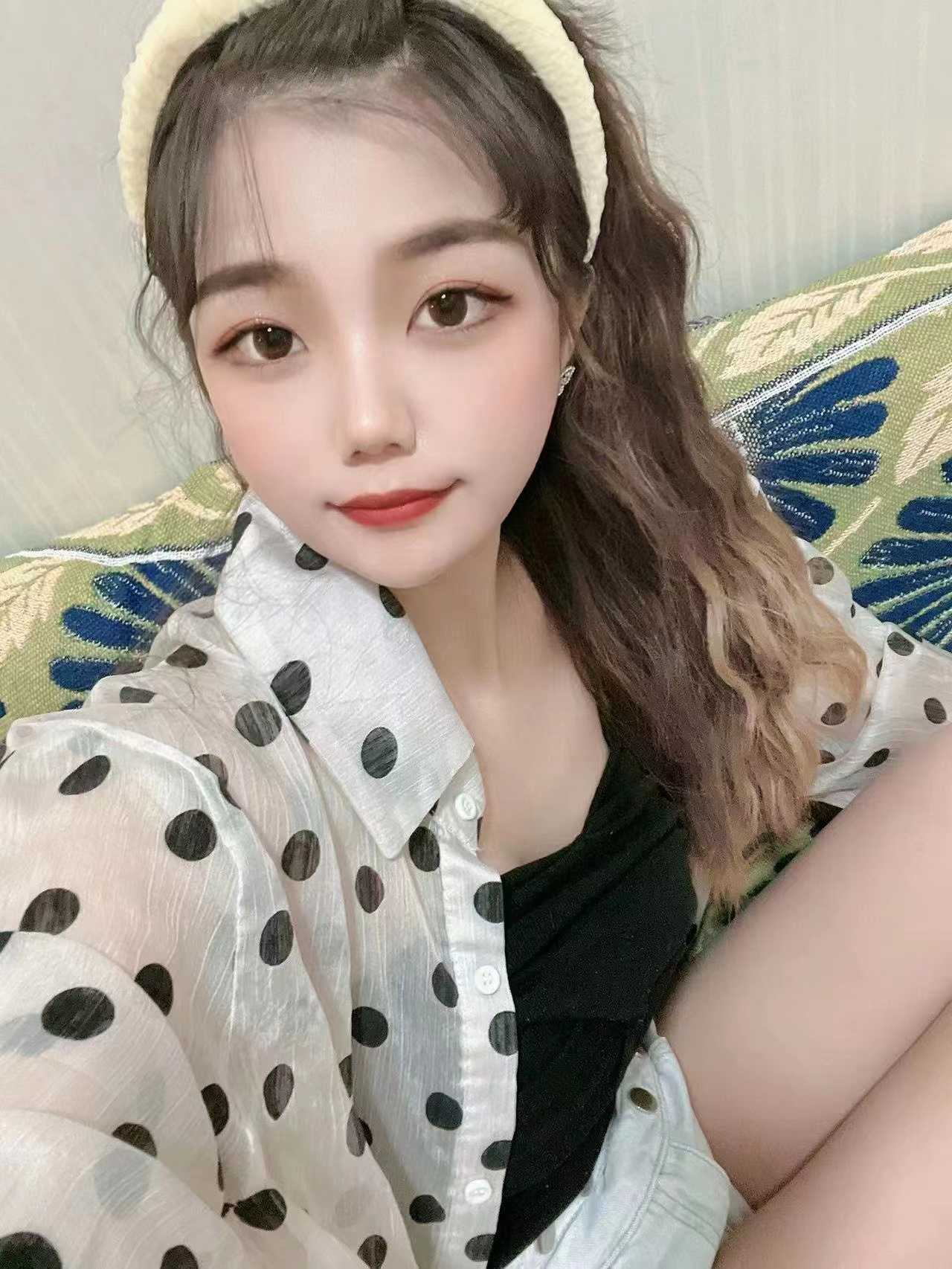 上城区20出头嫩妹温柔可爱