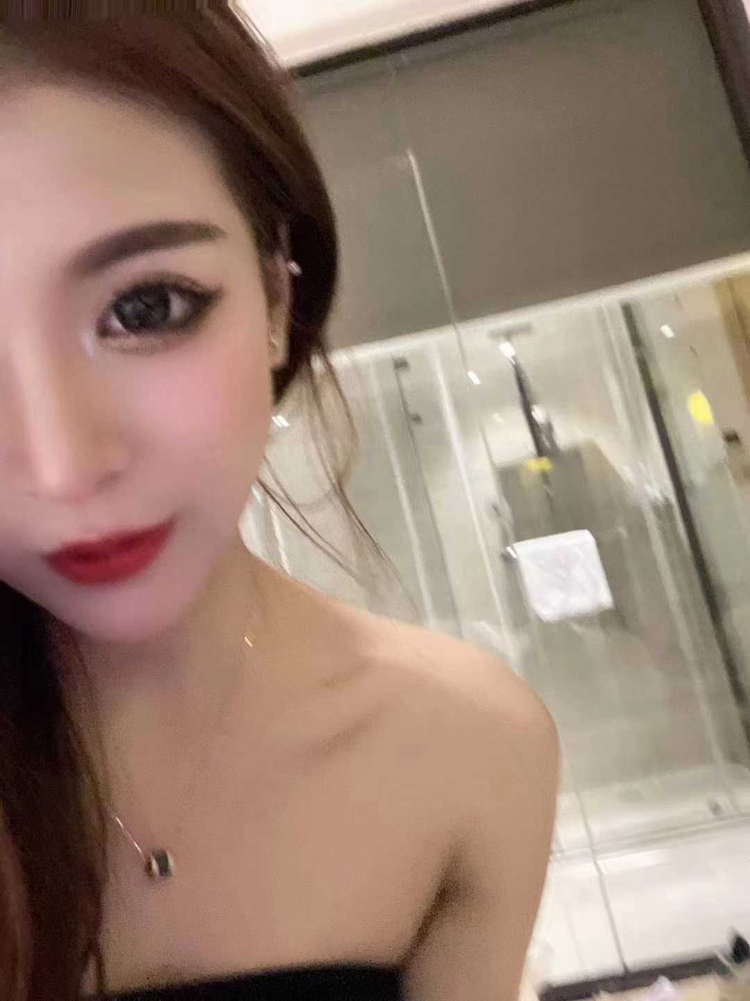 极品外围女，身材真的太好了