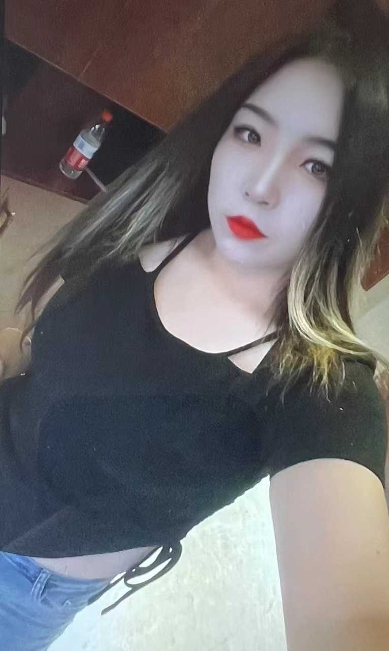 身材好年龄中等少妇