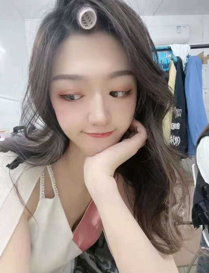 蛋蛋后超级嫩，叫声好听的，水多的一批